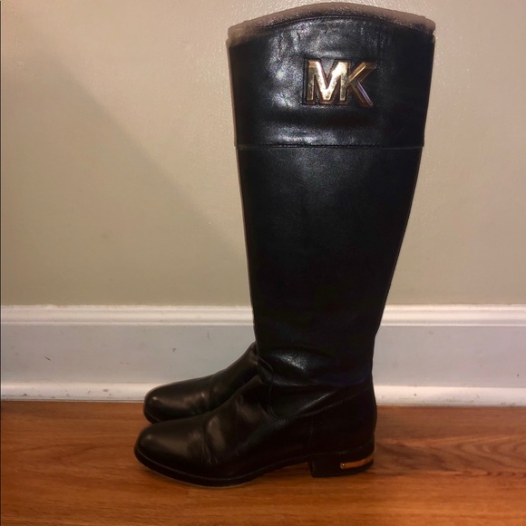 Michael Kors boots - Picture 1 of 3
